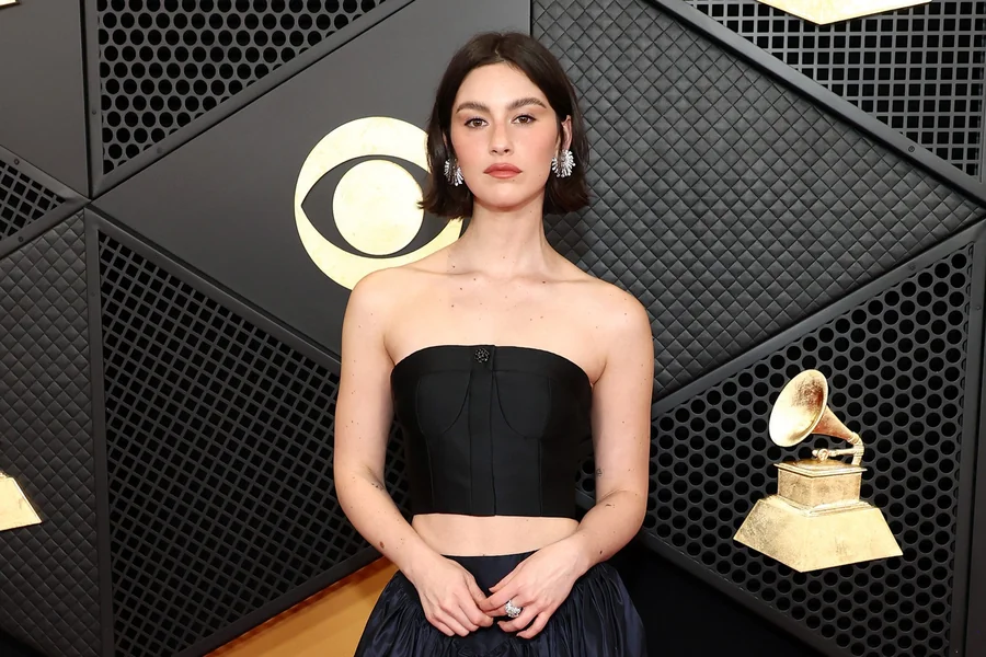 Gracie Abrams Net Worth